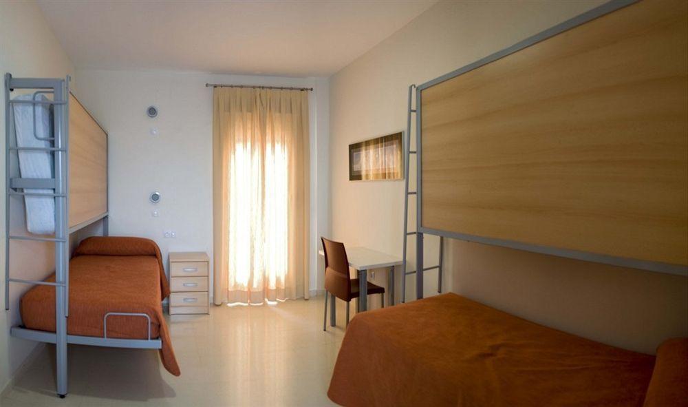 Hotel Inturjoven Youth 2*