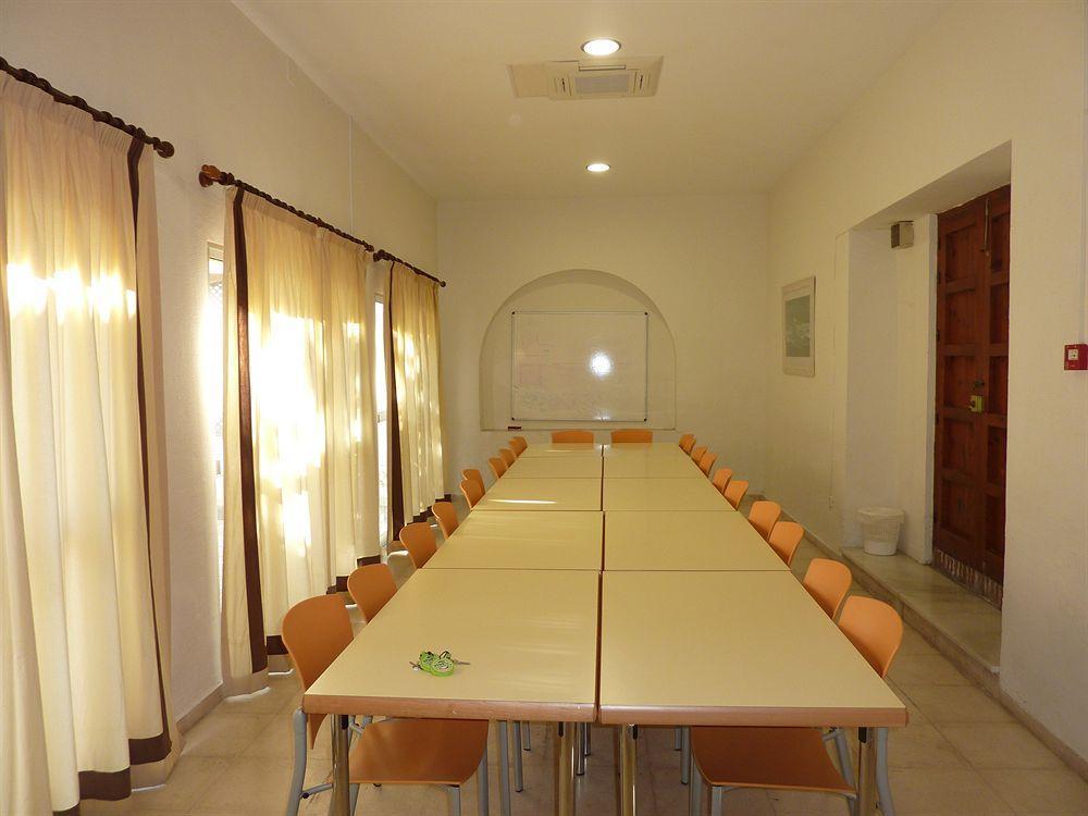 Inturjoven Youth Hotel 2*