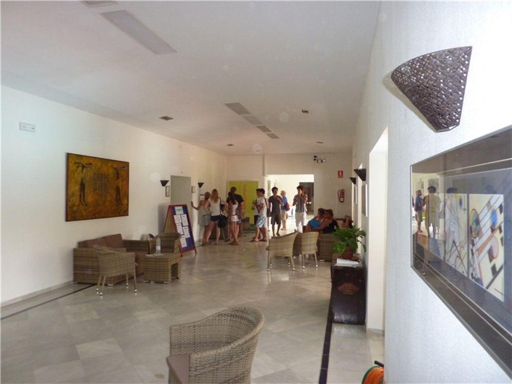 Inturjoven Youth Hotel