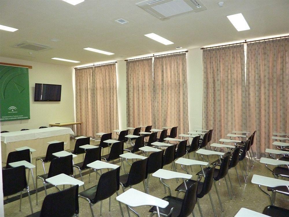 Inturjoven Youth Hotel 2*